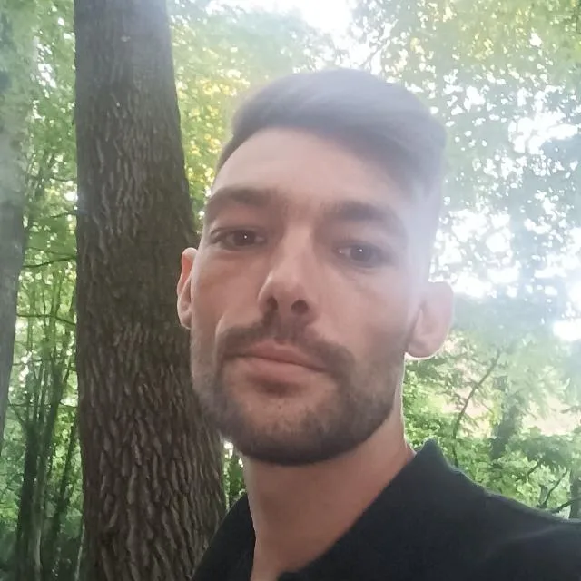 ad4m6192 Snapchat United Kingdom
